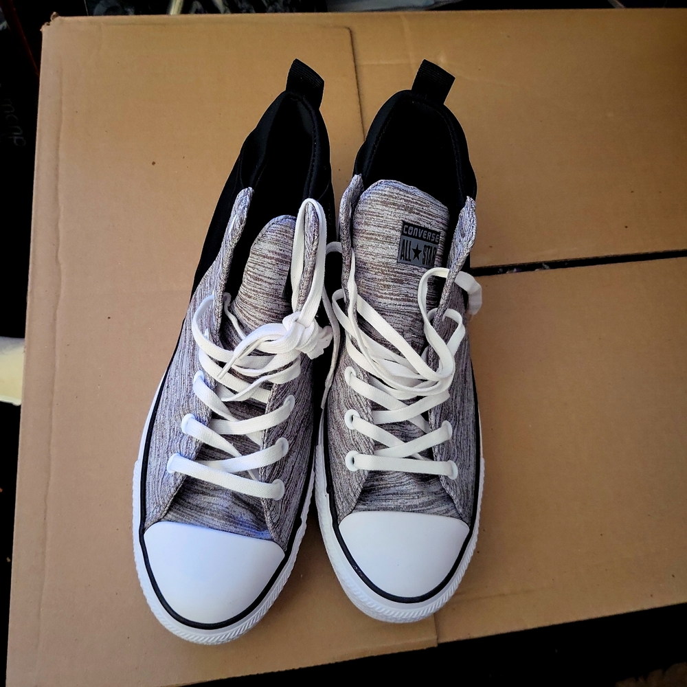 Converse All Star Chuck Taylor.